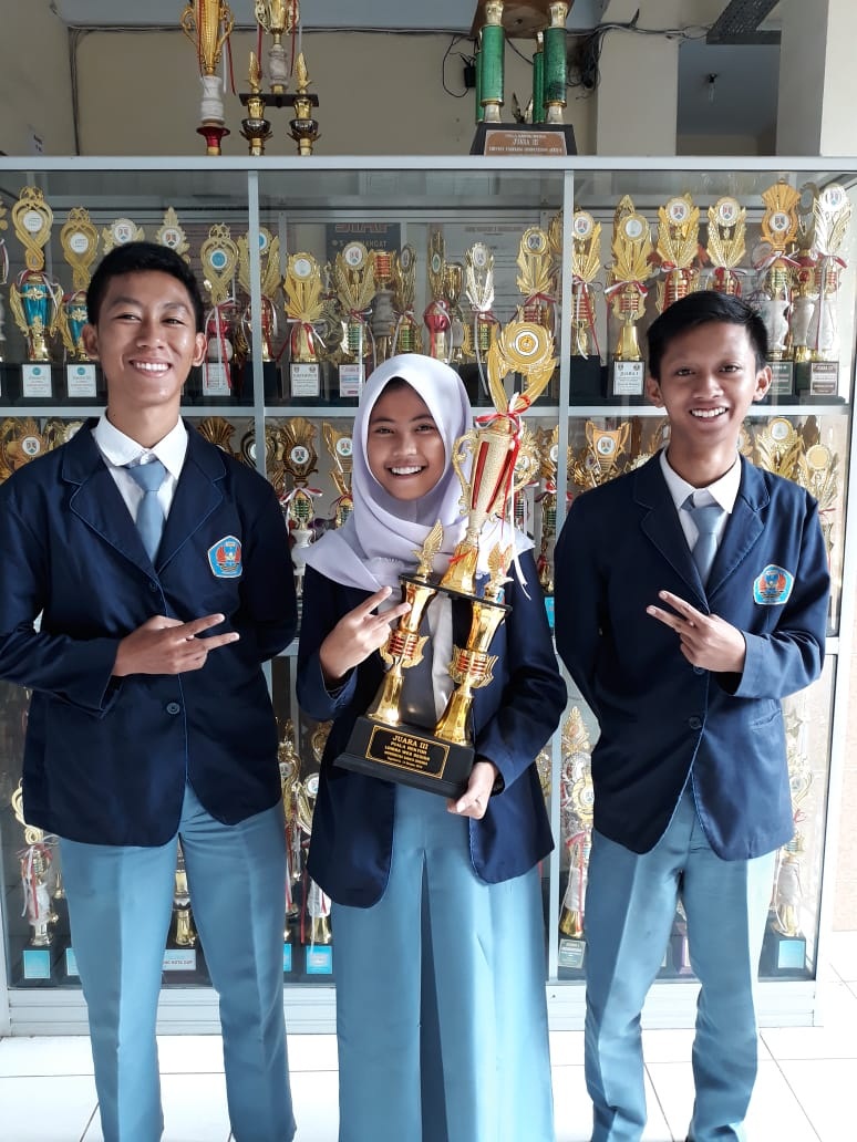 juara 3 web design